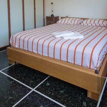 公寓 La Casa Di Carlotta *